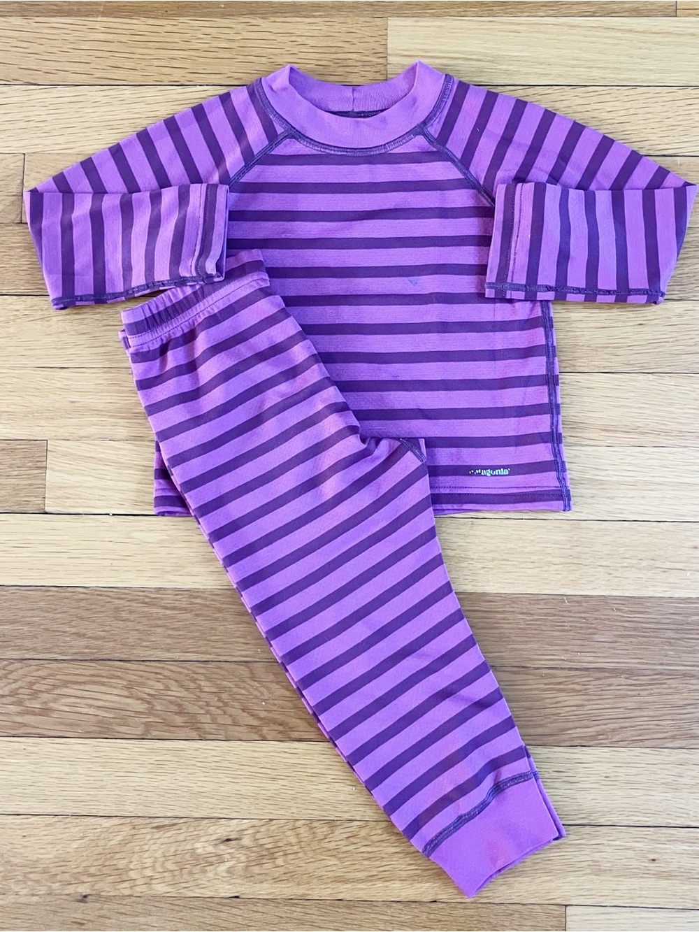 Patagonia Purple Stripe Winter Ski Outdoor Gorpcore Capilene Base Layer Set 3T